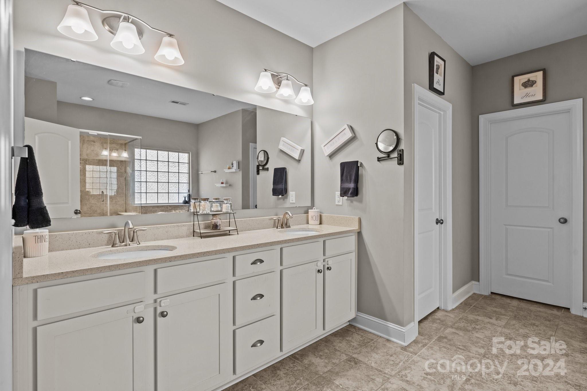 The Palisades - Residential