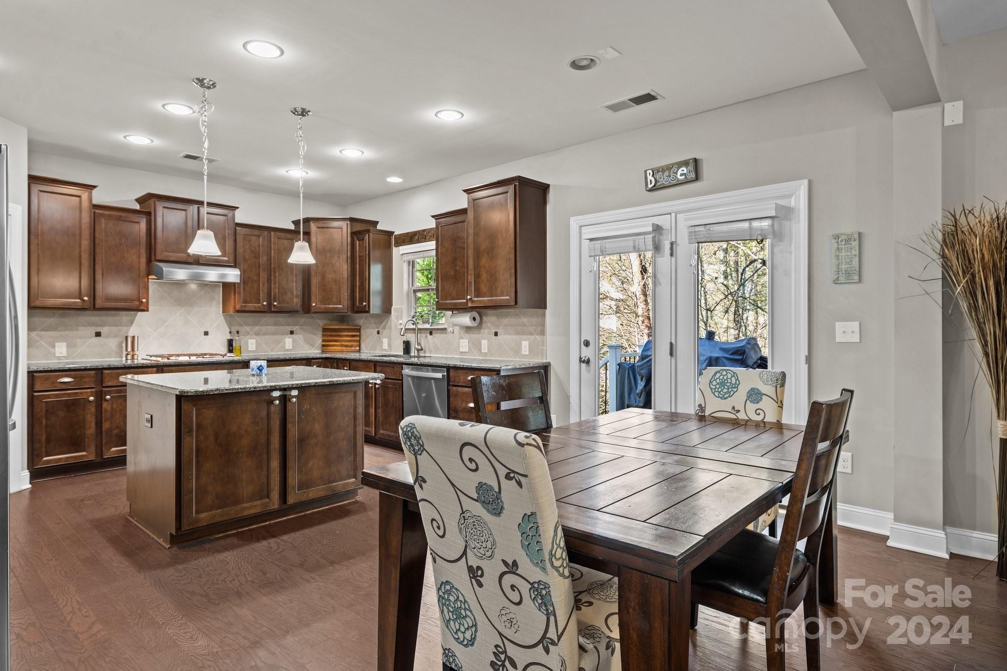 The Palisades - Residential