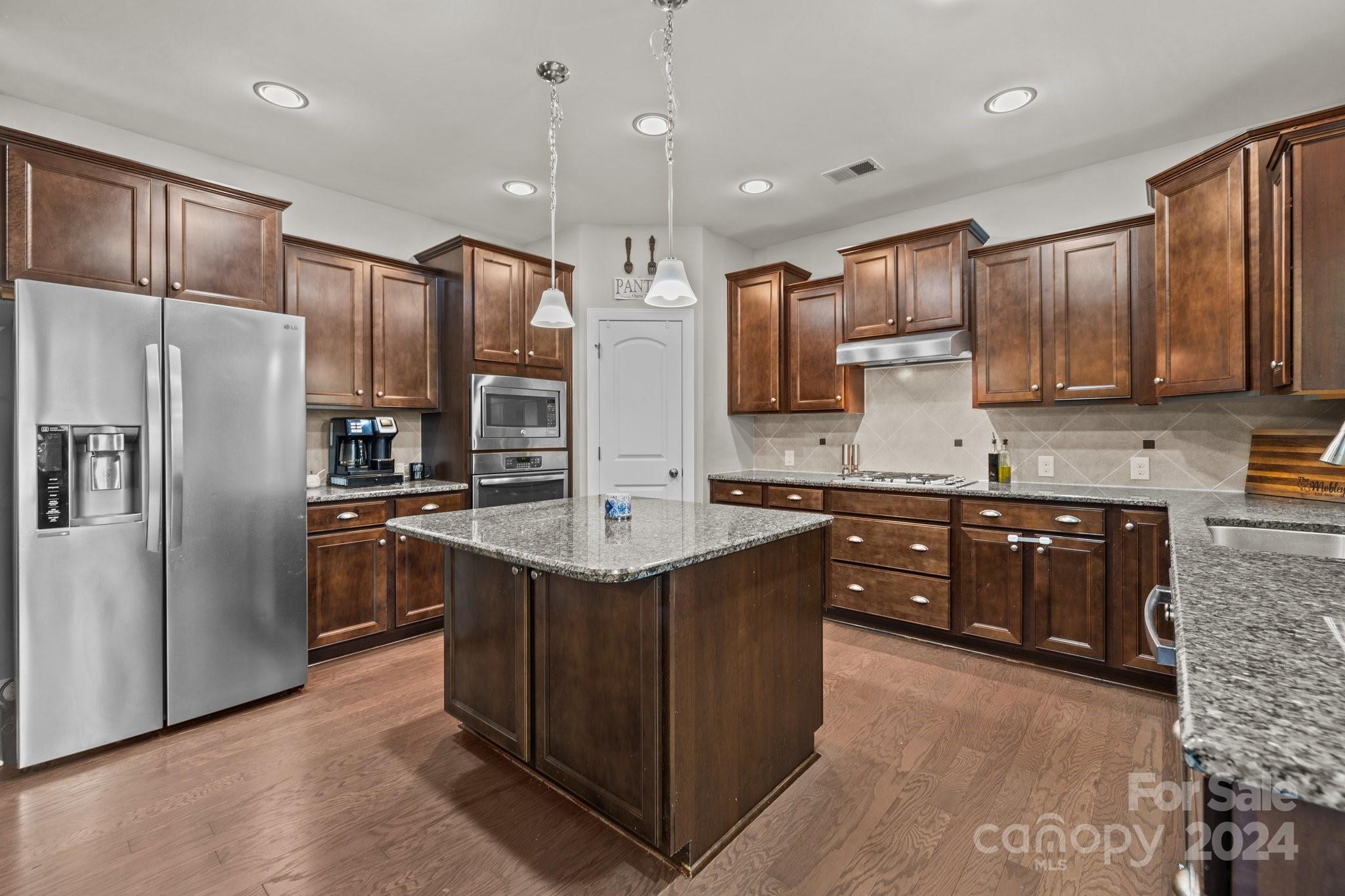 The Palisades - Residential