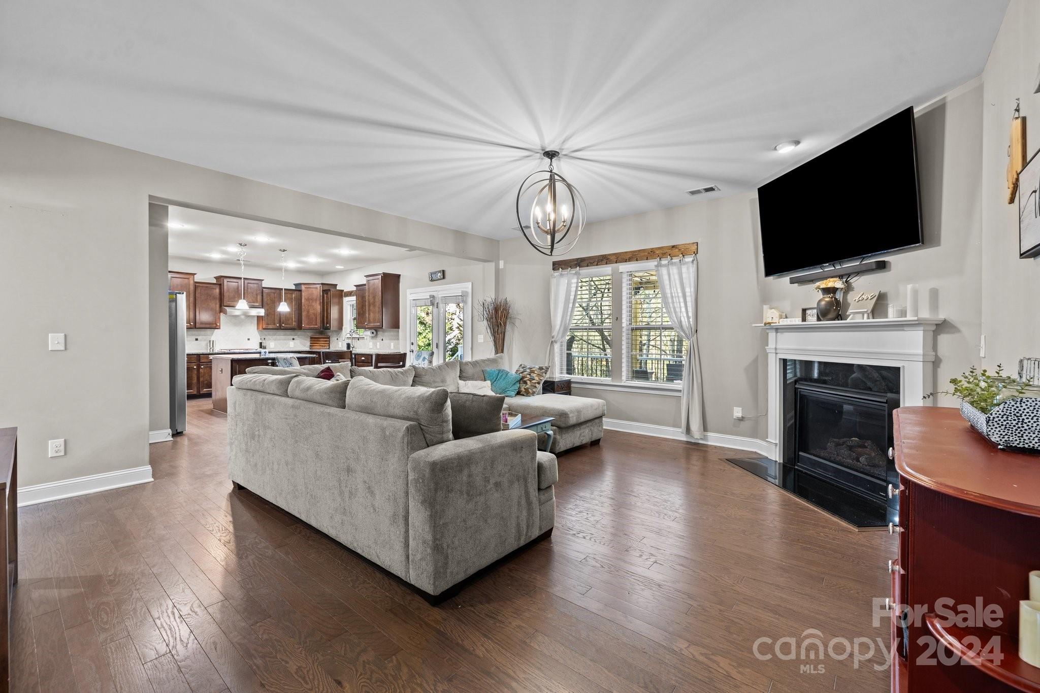 The Palisades - Residential