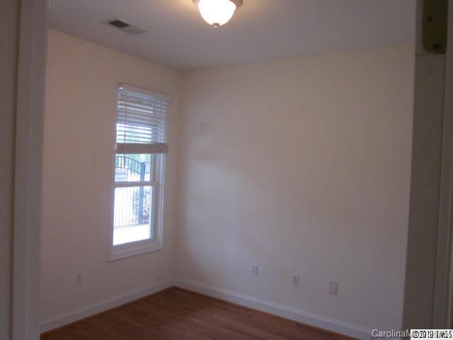 Harbor Point Village - Residential Lease