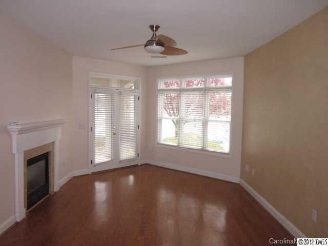Harbor Point Village - Residential Lease