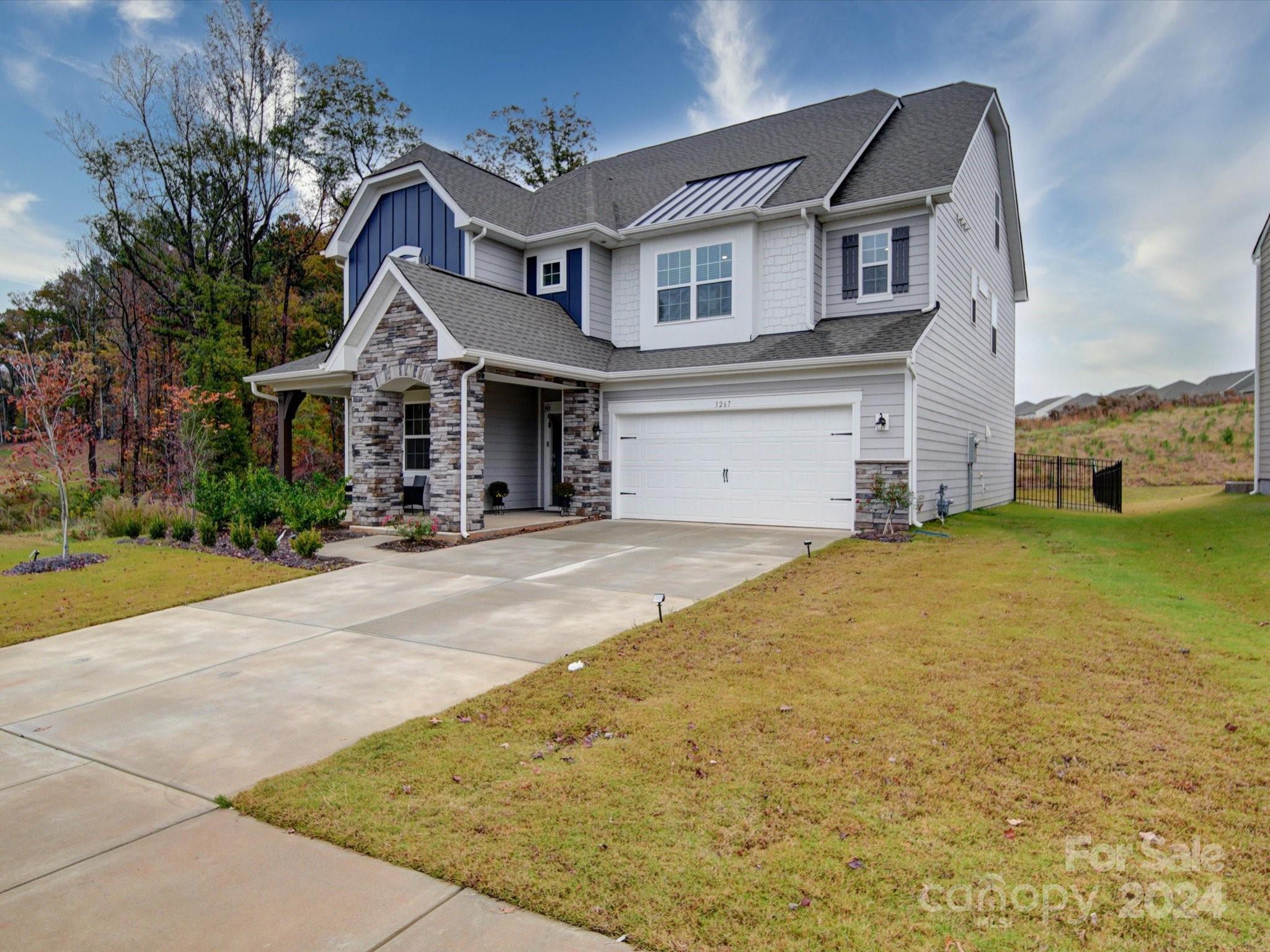 3267 Hillside Roll Road