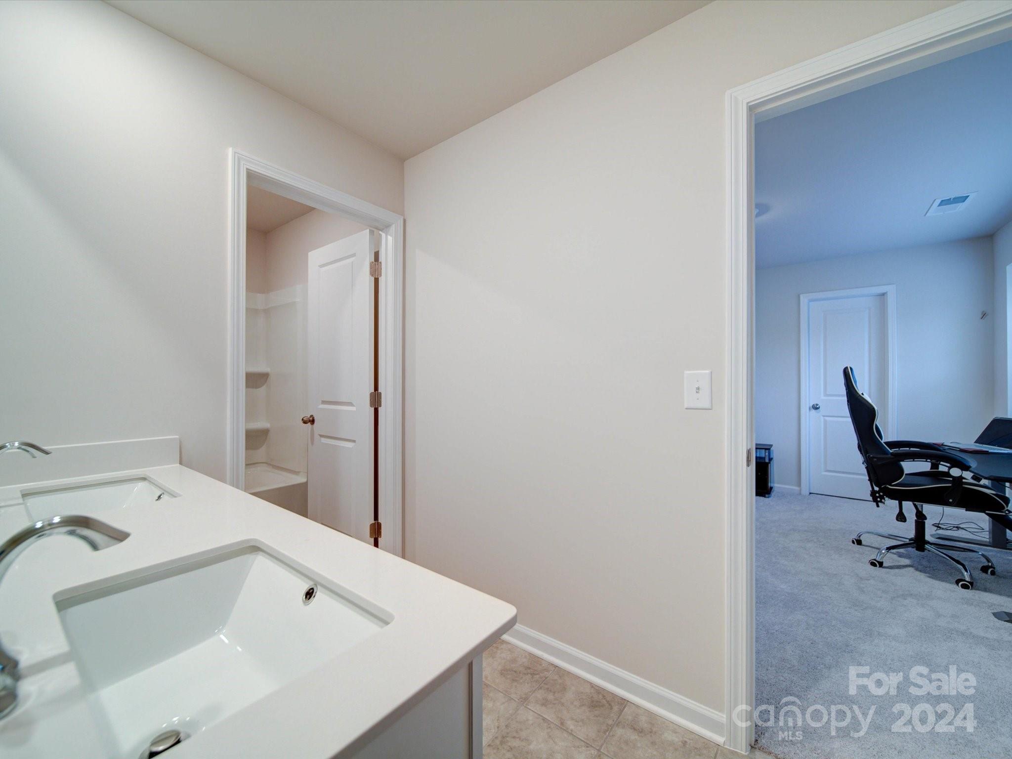 Elizabeth - Residential