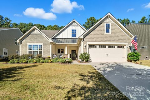 Photo of 120 Van Gogh Trail, Mount Holly, NC 28120 (MLS # 4309690)
