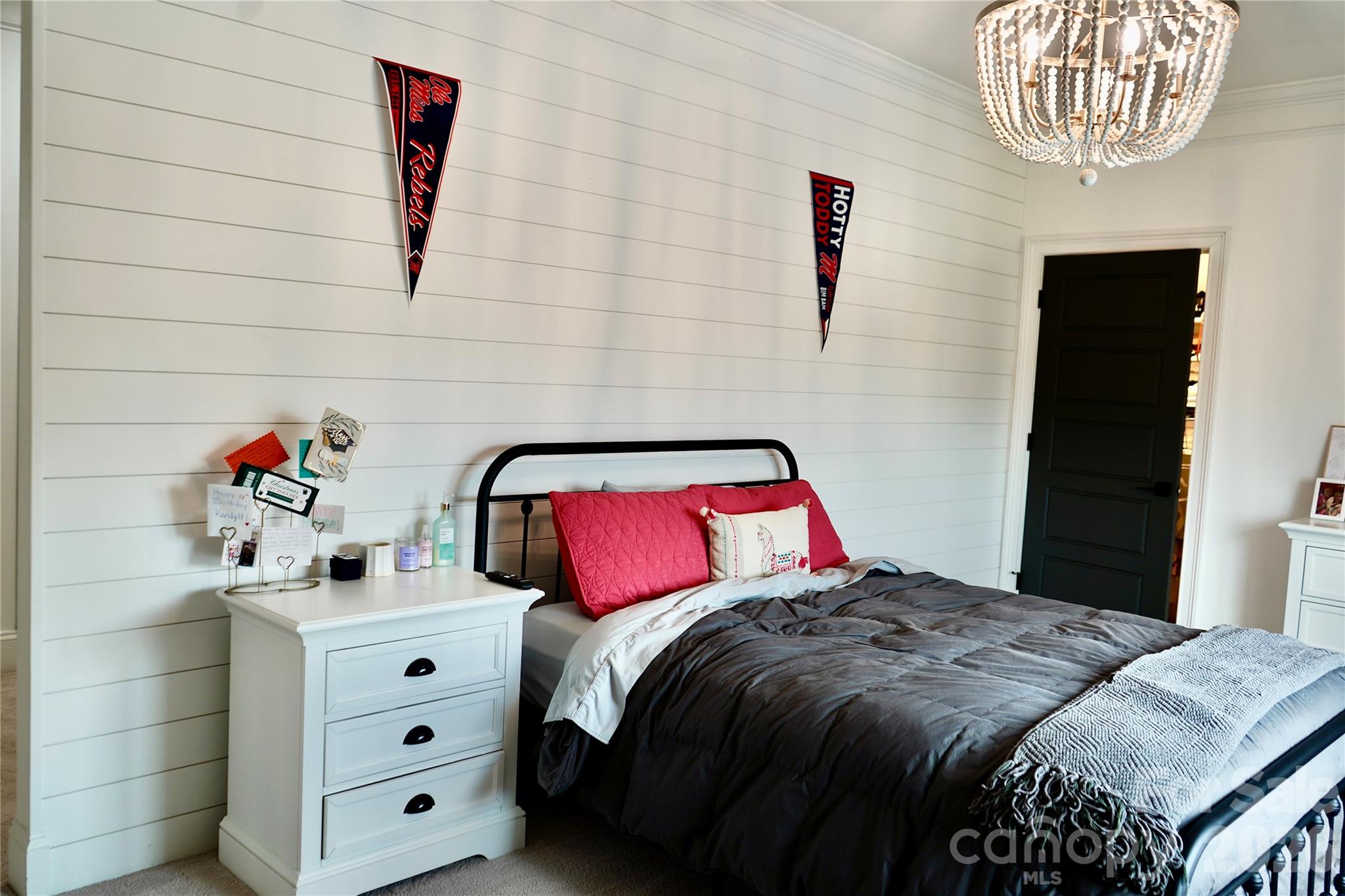 Hunts Landing - Residential