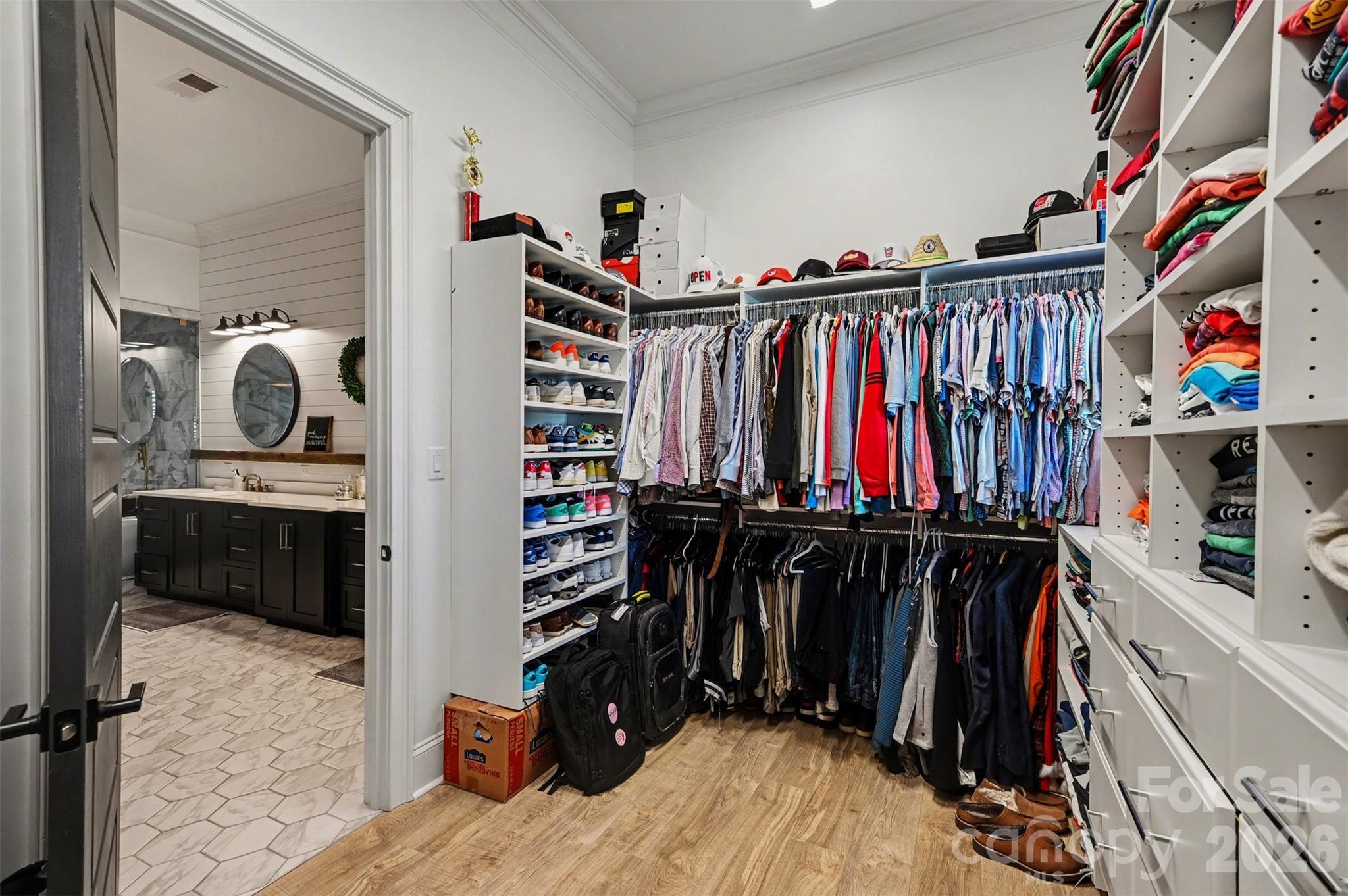 Hunts Landing - Residential