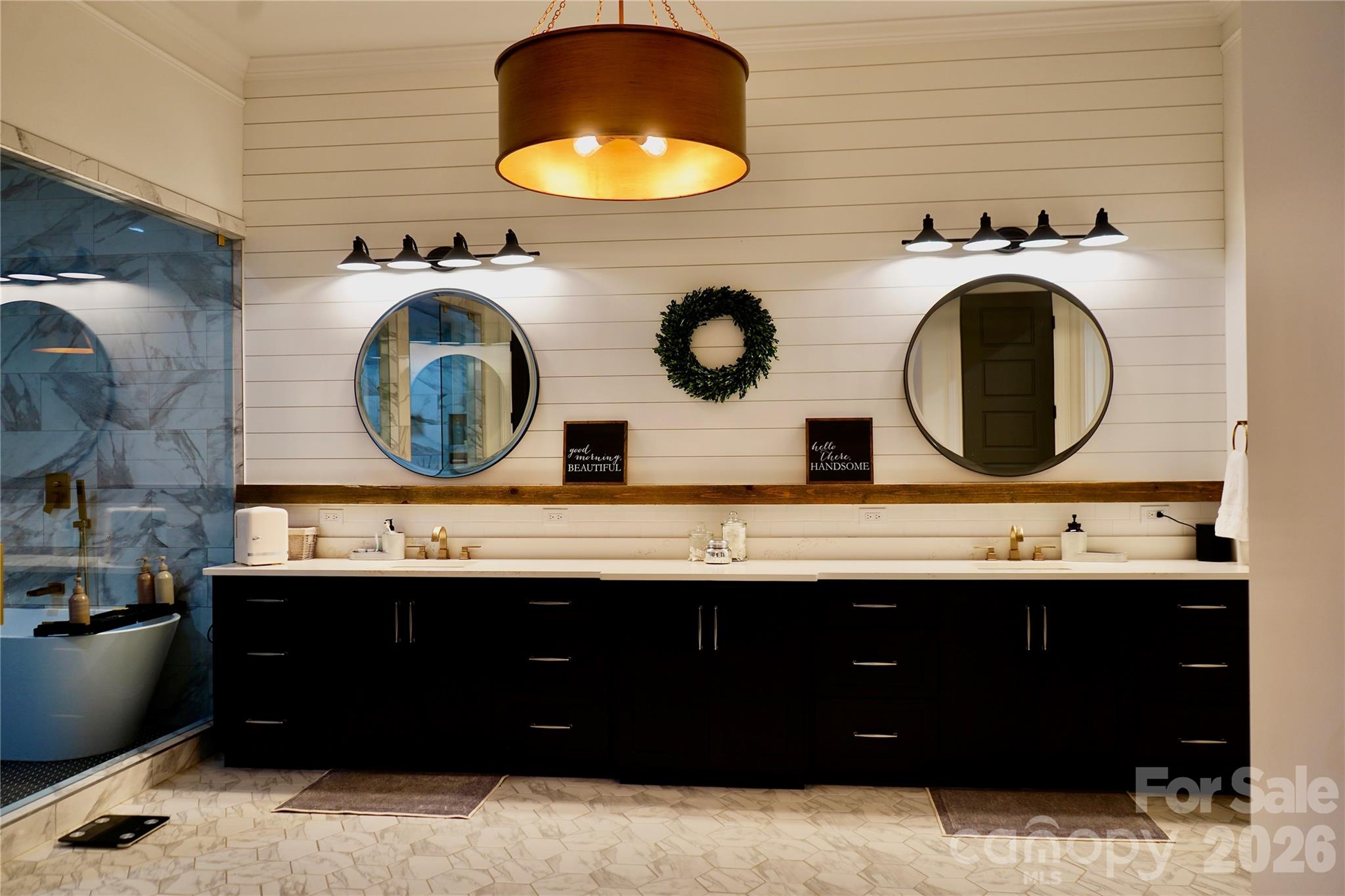 Hunts Landing - Residential