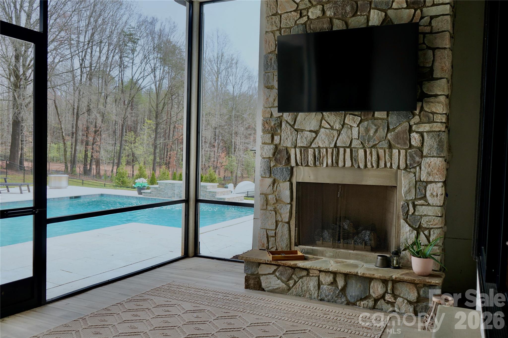 Hunts Landing - Residential