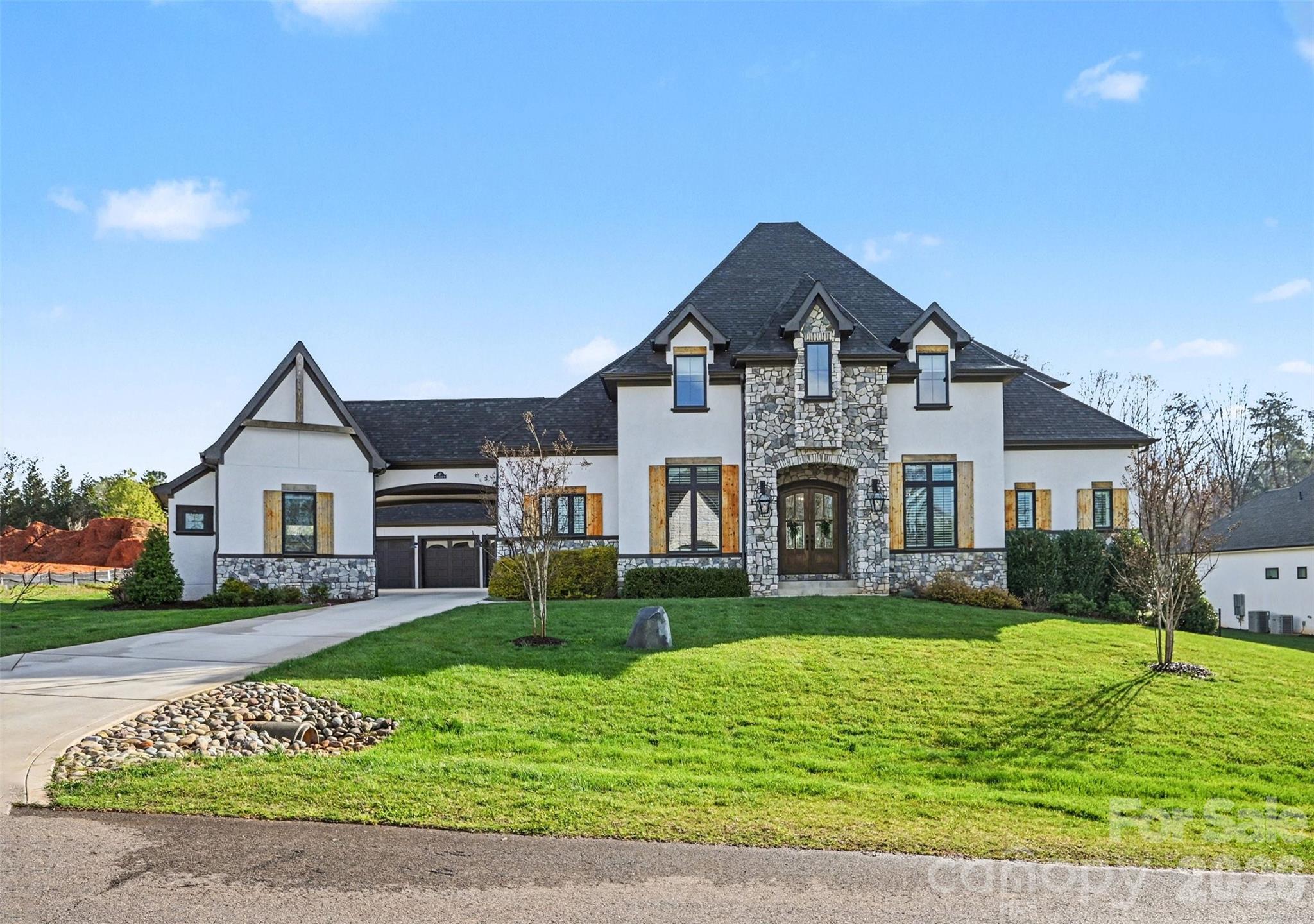 Hunts Landing - Residential