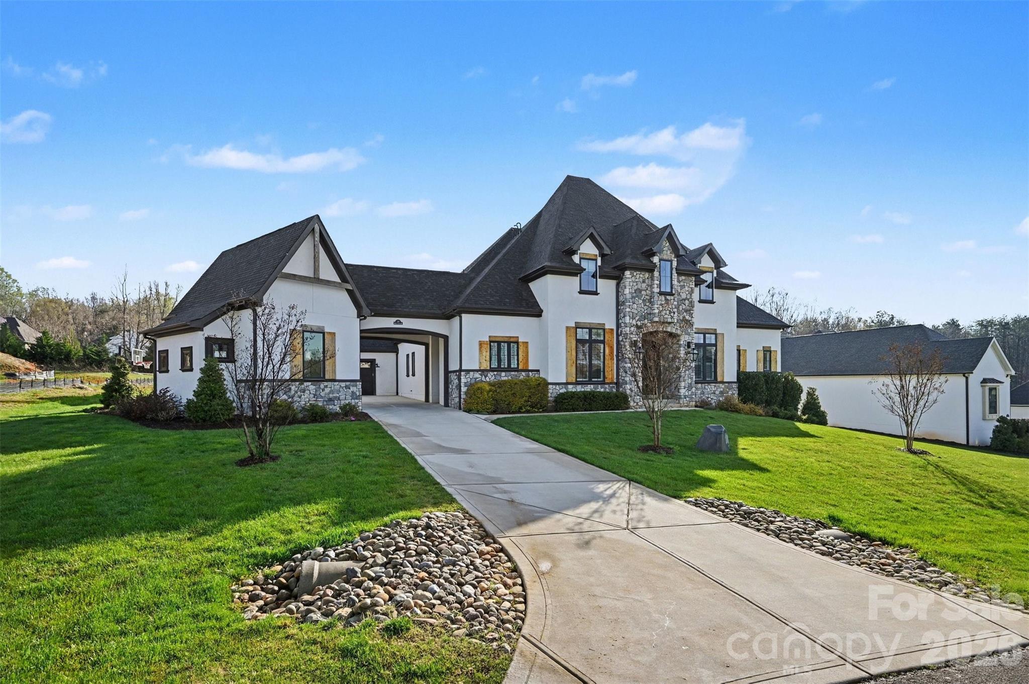 Hunts Landing - Residential