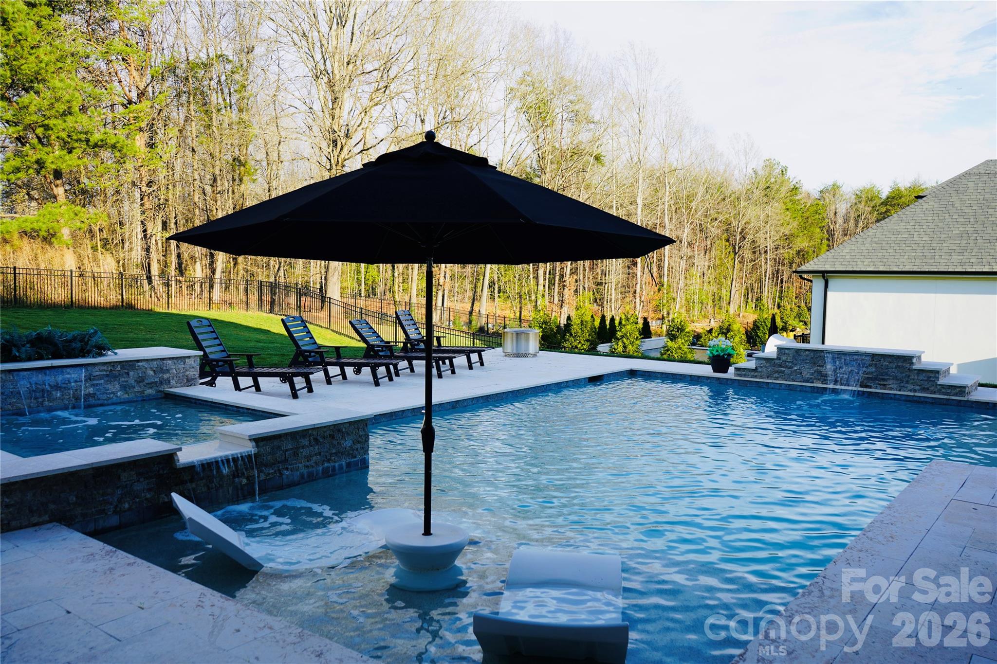 Hunts Landing - Residential