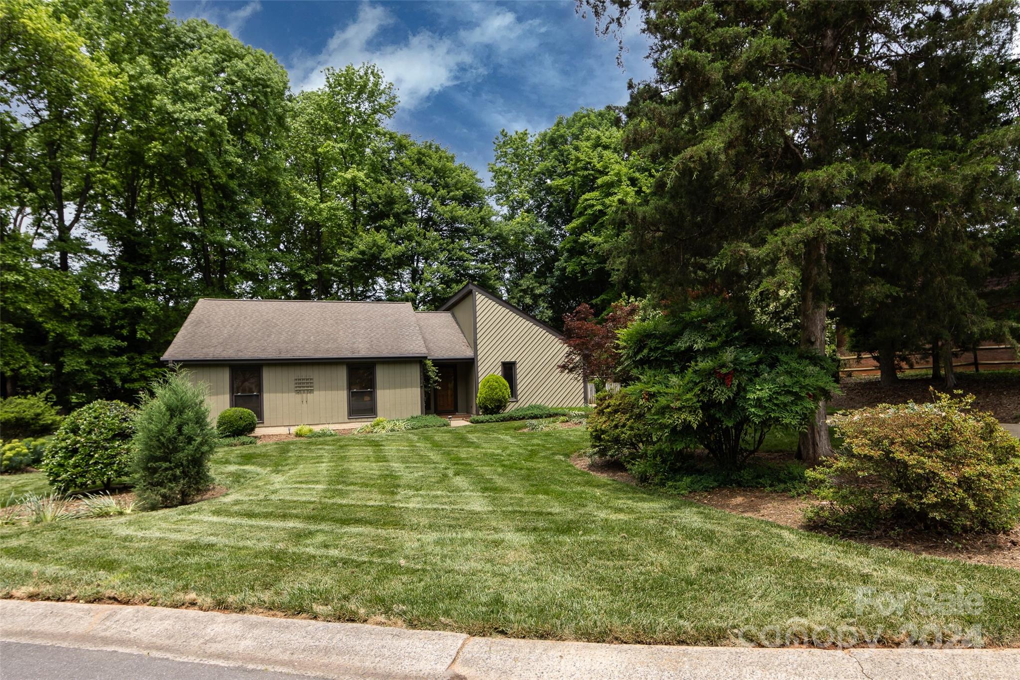 Sardis Forest - Residential