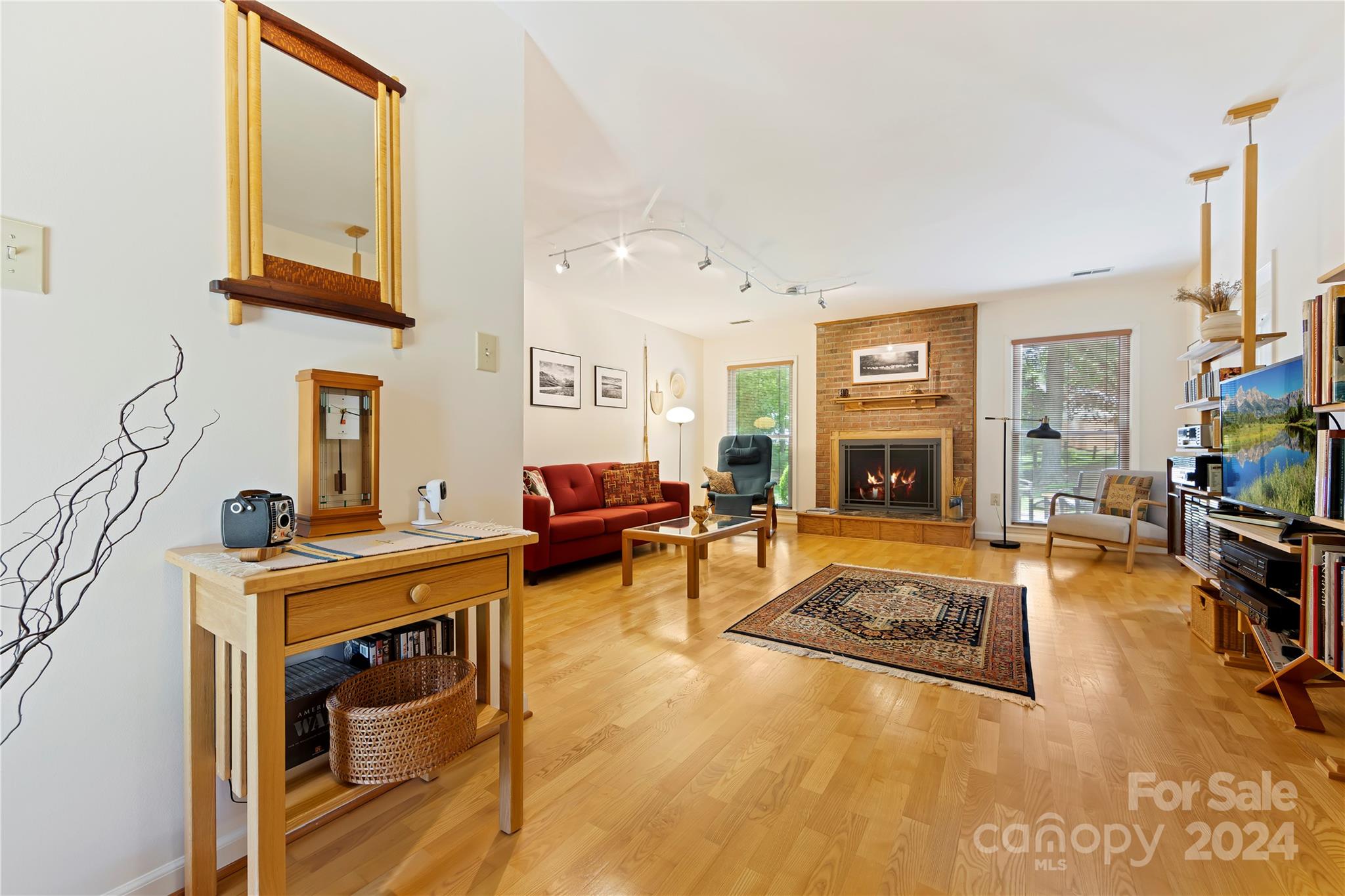 Sardis Forest - Residential