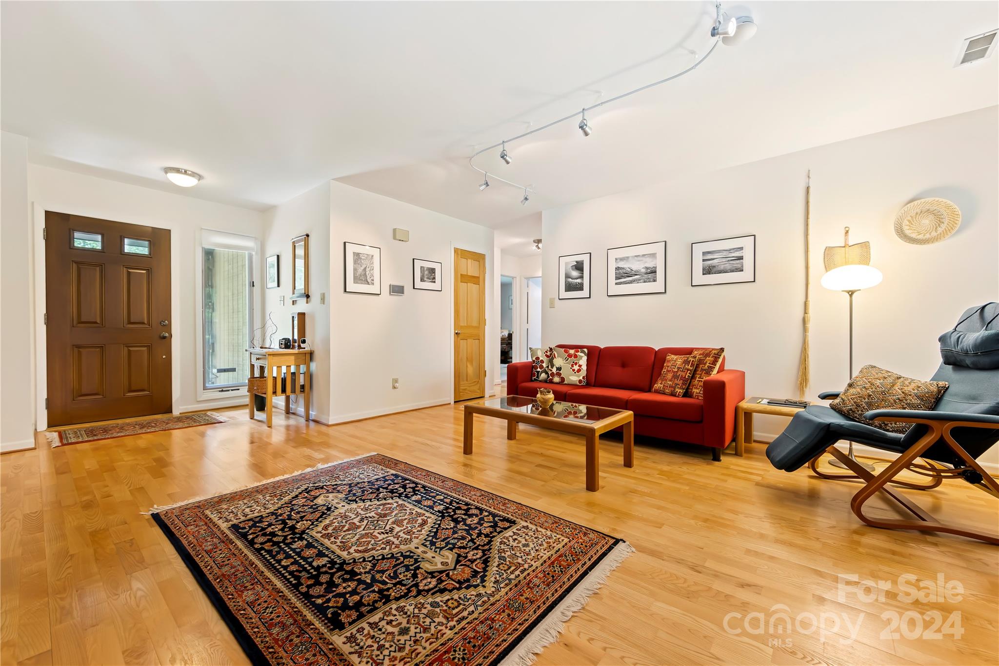 Sardis Forest - Residential