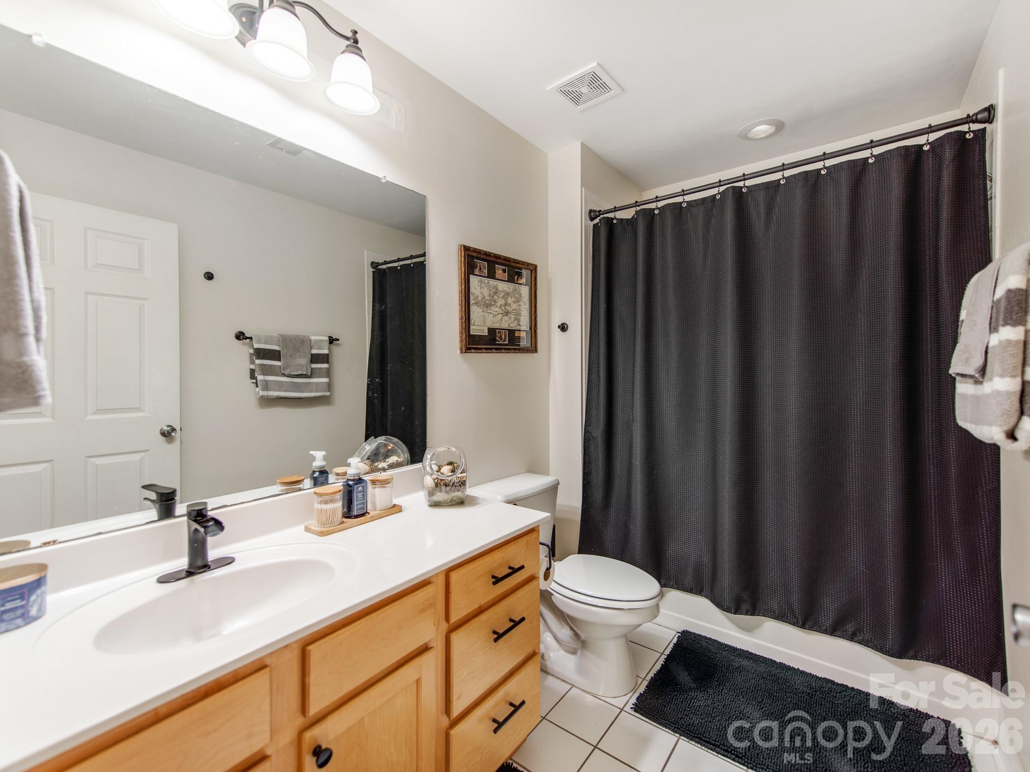 Gateway Plaza - Residential