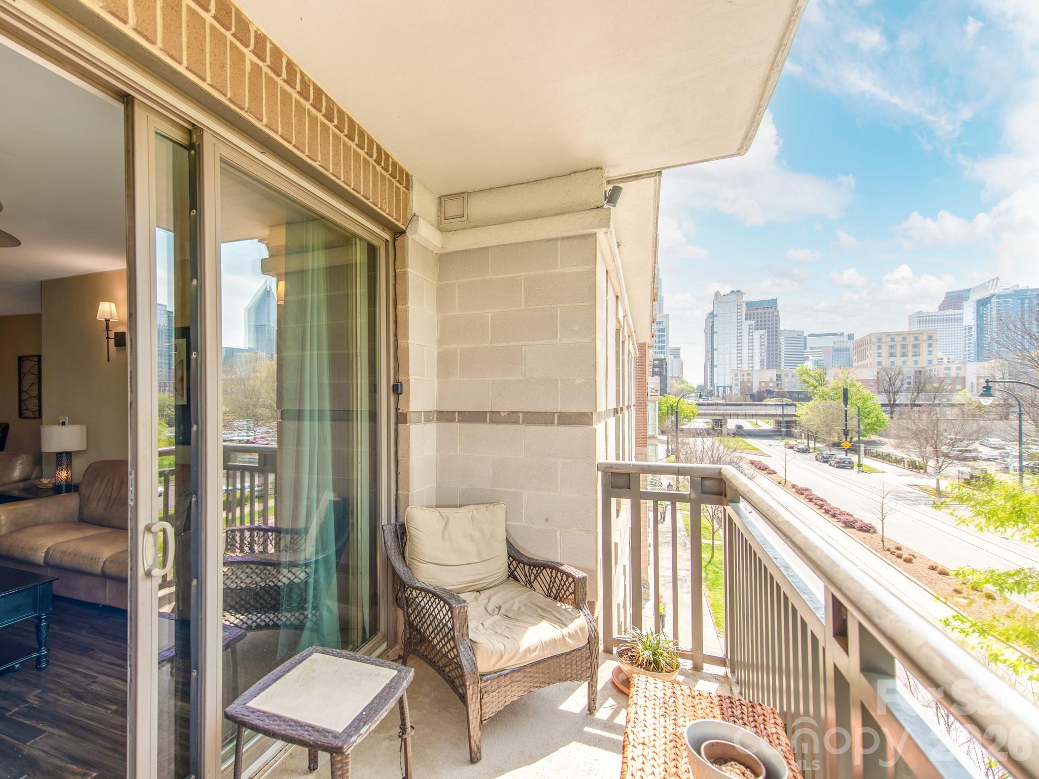 Gateway Plaza - Residential