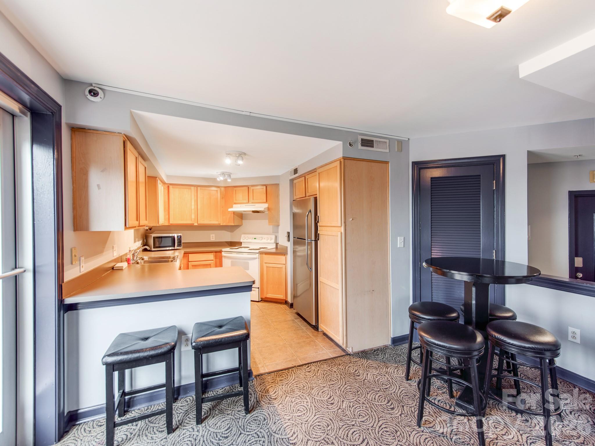 Gateway Plaza - Residential