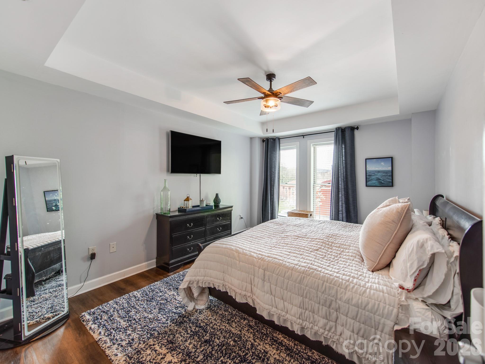 Gateway Plaza - Residential