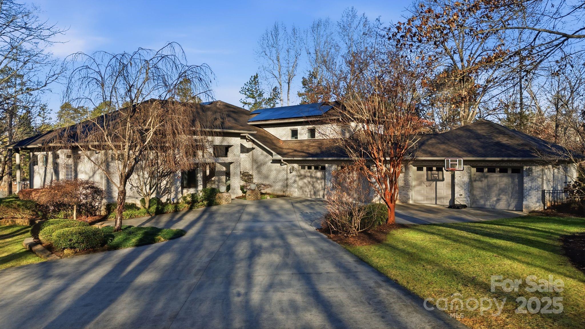 637 Wildflower Trail