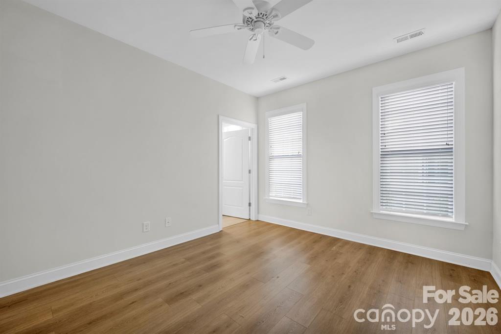 Baileys Glen - Residential