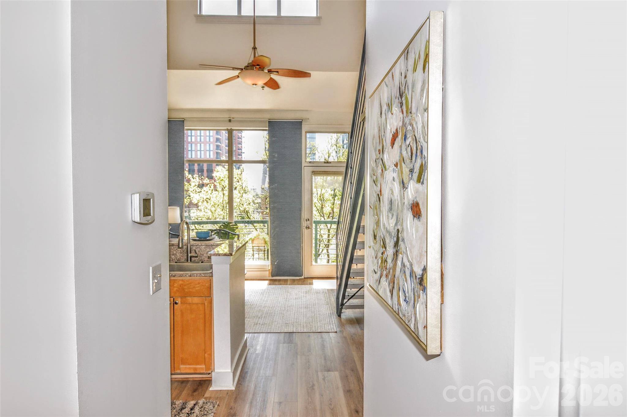 115 E Park Avenue 423