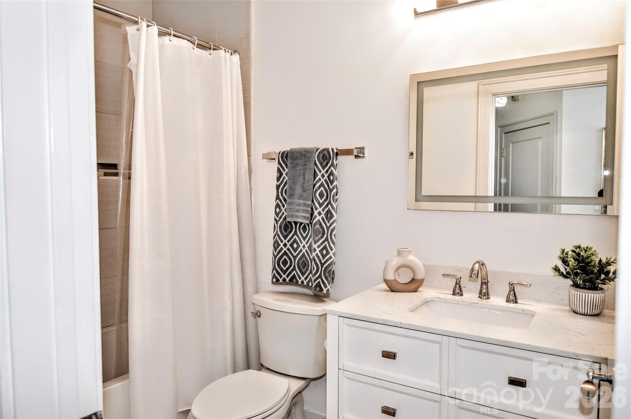 Park Avenue Condominiums - Residential