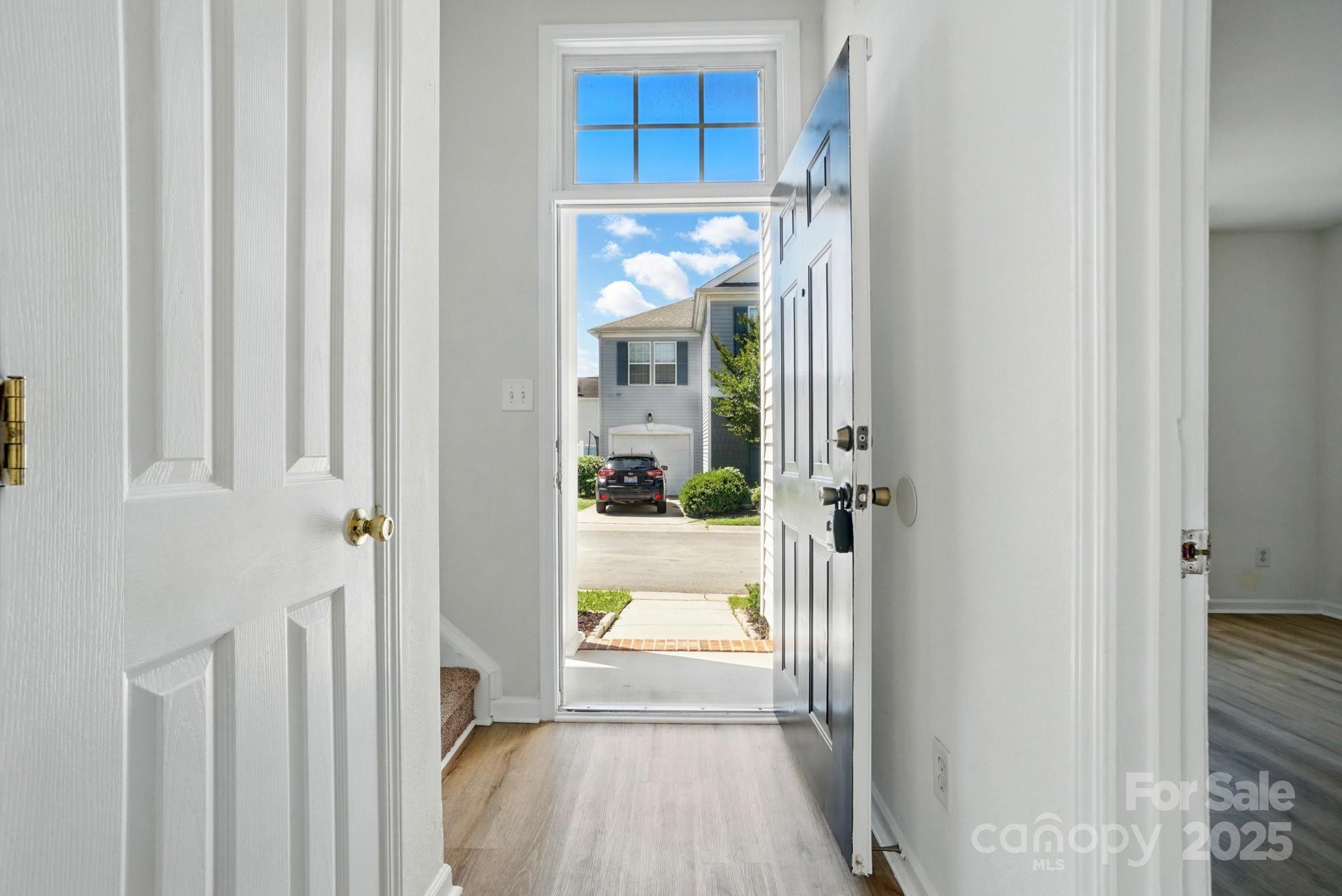 8605 Sawleaf Court