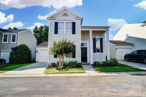 8605 Sawleaf Court Charlotte NC 28215