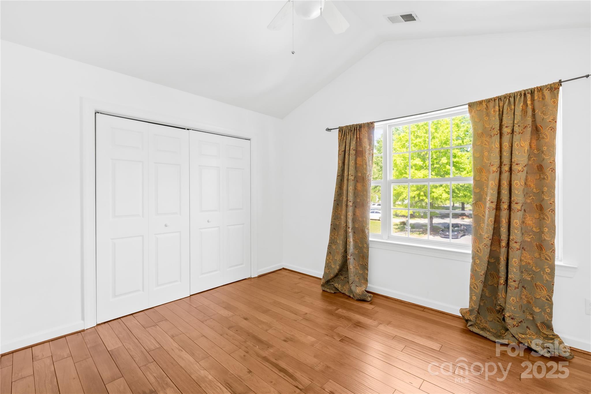 Charlotte, North Carolina 28212, United States, 4 Bedrooms Bedrooms, ,3 BathroomsBathrooms,Residential,Active,111025