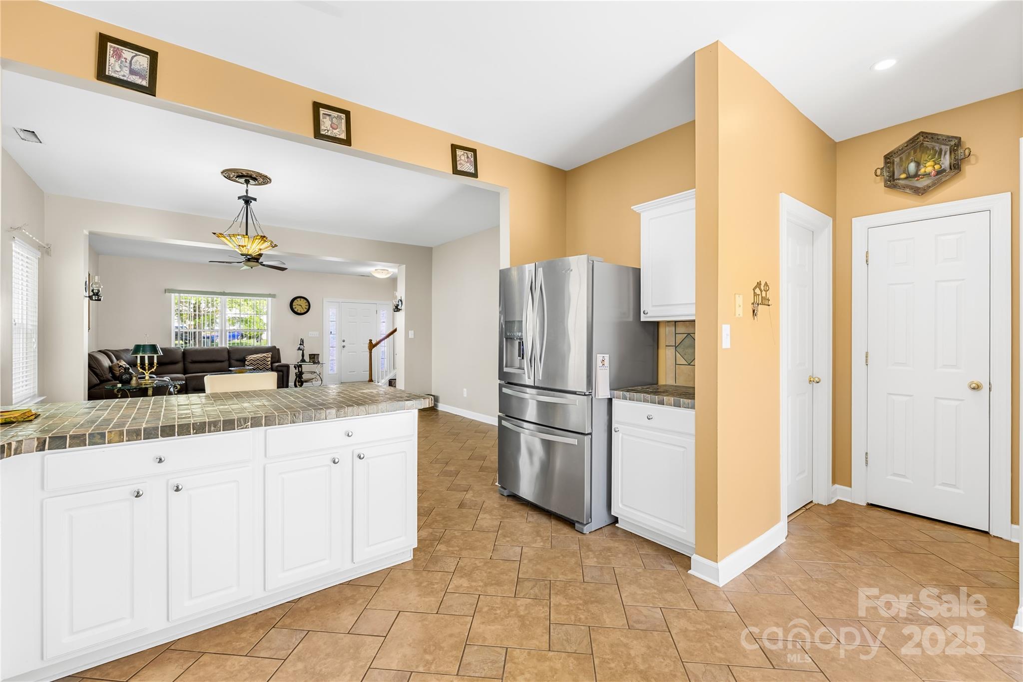 Charlotte, North Carolina 28212, United States, 4 Bedrooms Bedrooms, ,3 BathroomsBathrooms,Residential,Active,111025