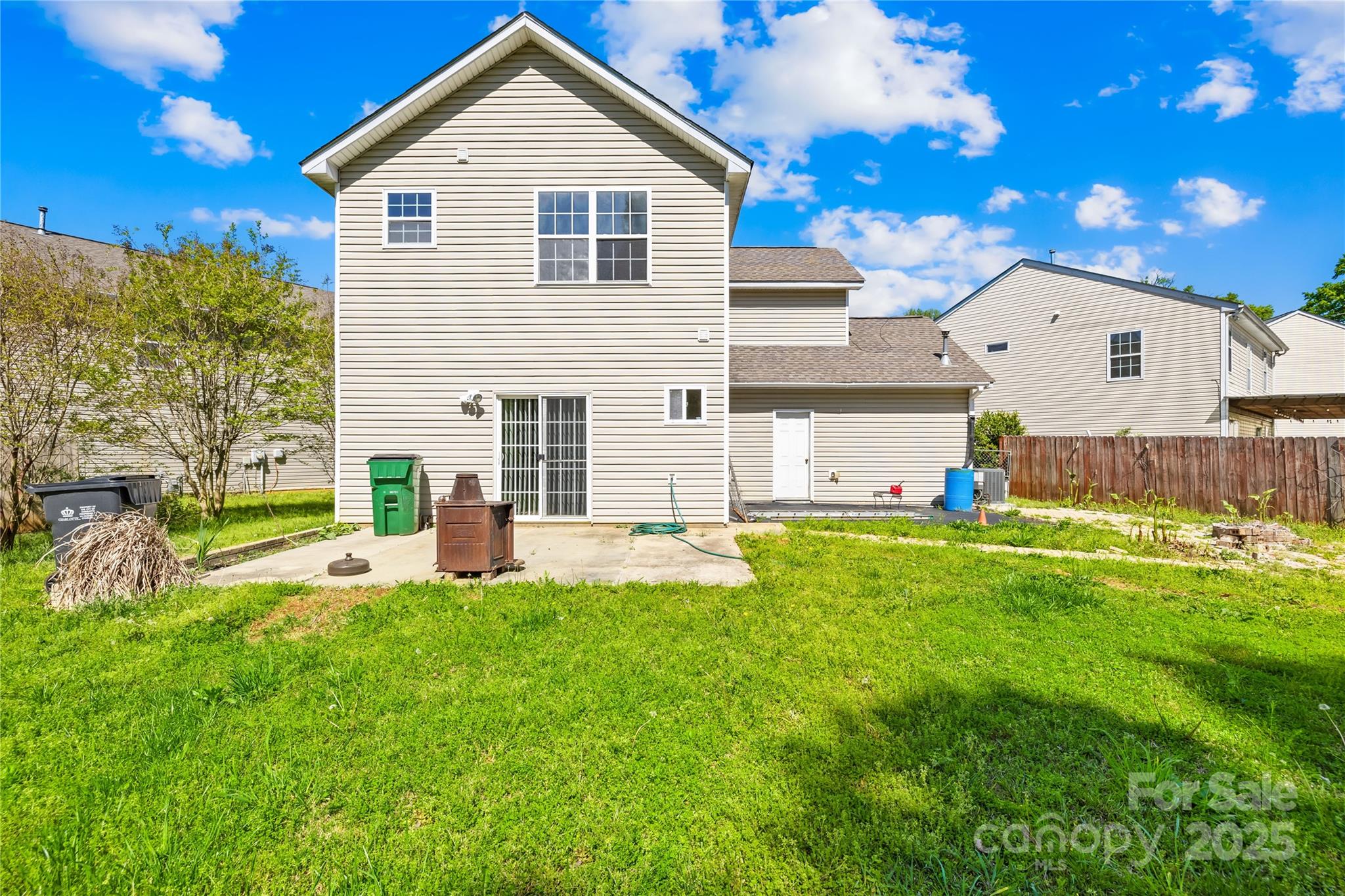 Charlotte, North Carolina 28212, United States, 4 Bedrooms Bedrooms, ,3 BathroomsBathrooms,Residential,Active,111025