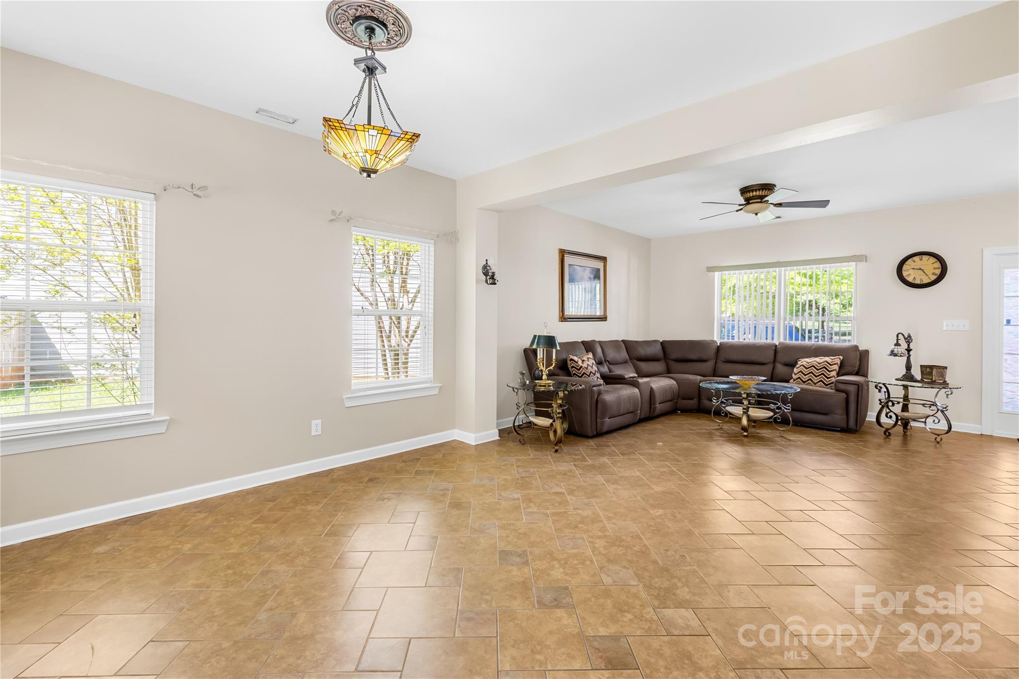 Charlotte, North Carolina 28212, United States, 4 Bedrooms Bedrooms, ,3 BathroomsBathrooms,Residential,Active,111025