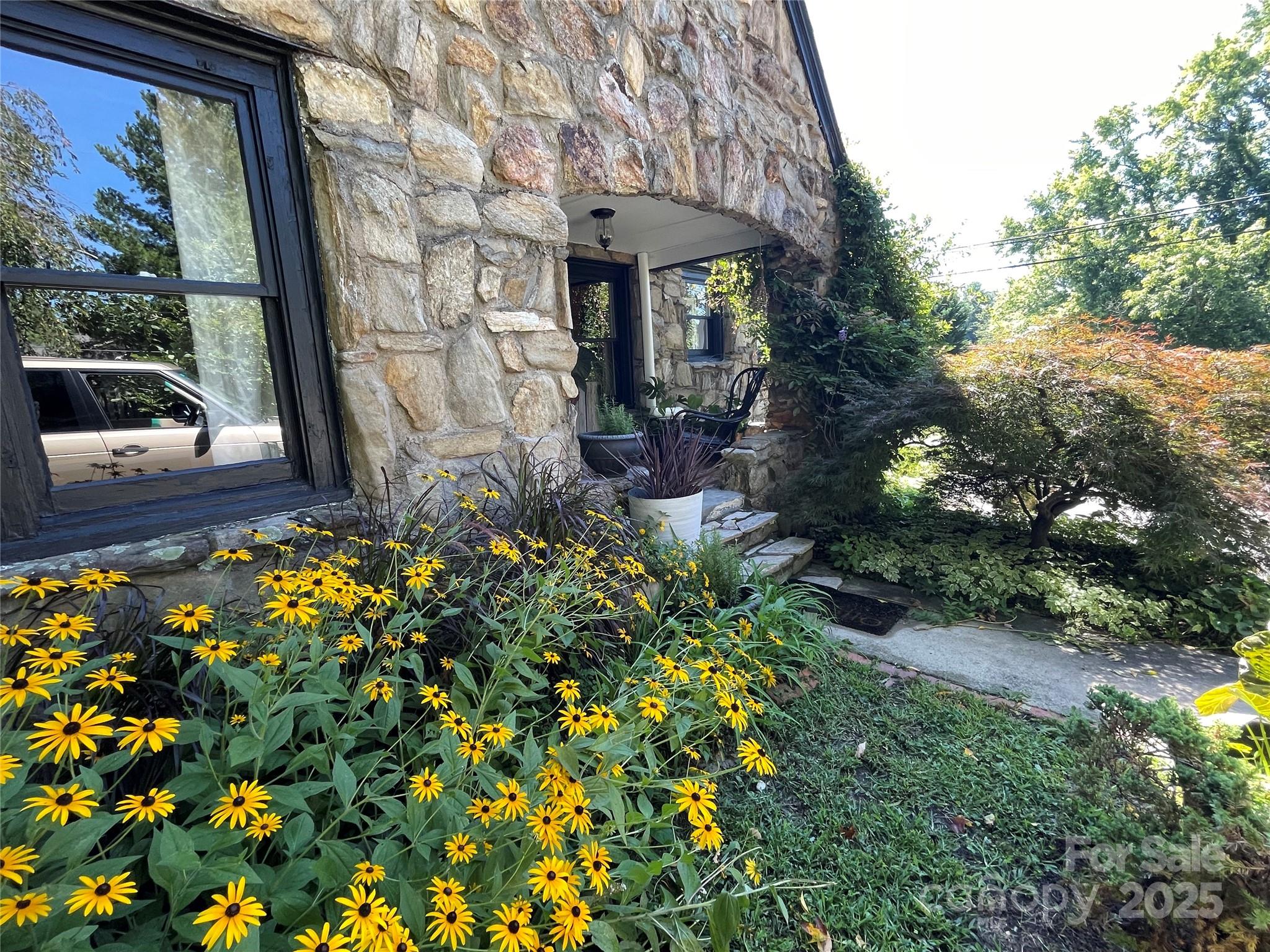 60 Cedar Hill Road