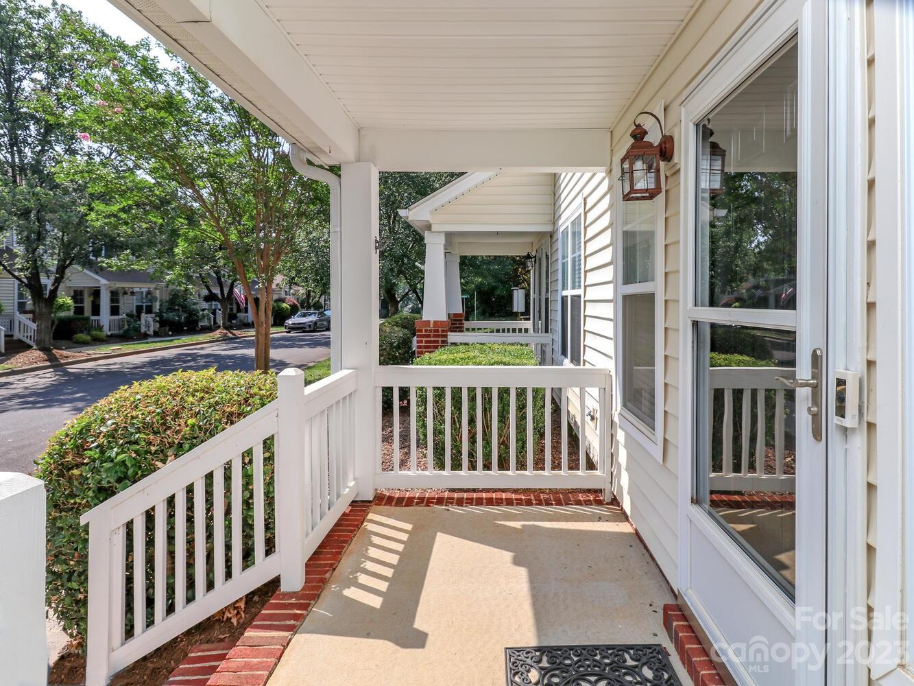 Townhomes at Birkdale Village - Residential