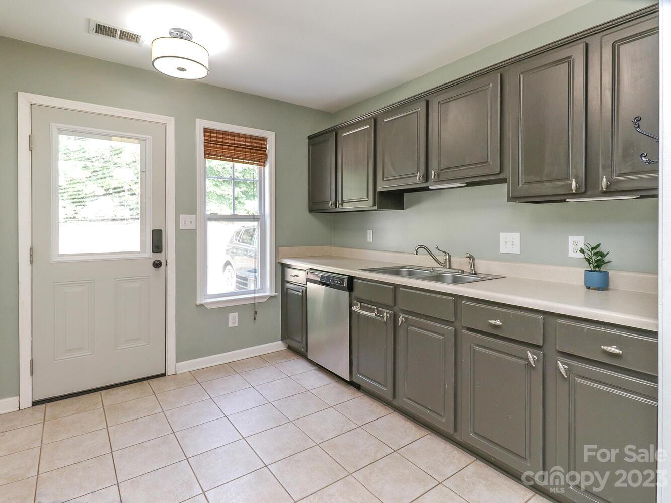 Townhomes at Birkdale Village - Residential