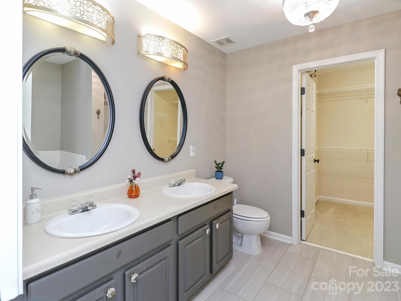 Townhomes at Birkdale Village - Residential