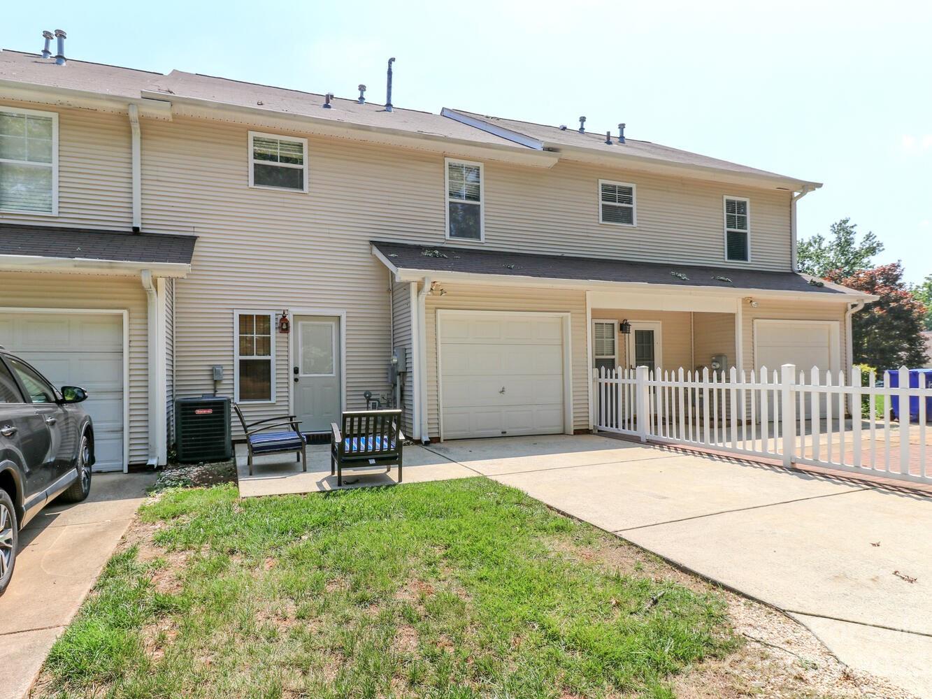 Townhomes at Birkdale Village - Residential