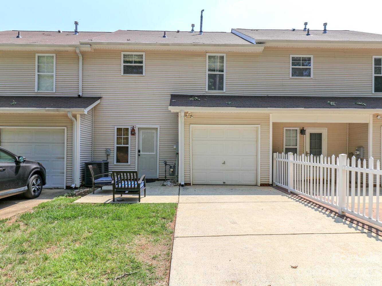 Townhomes at Birkdale Village - Residential