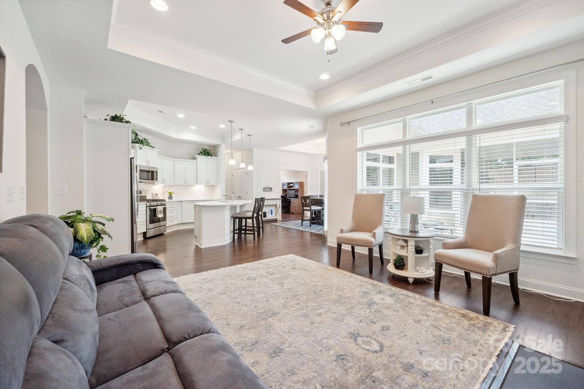 16112 Lakeside Loop Lane