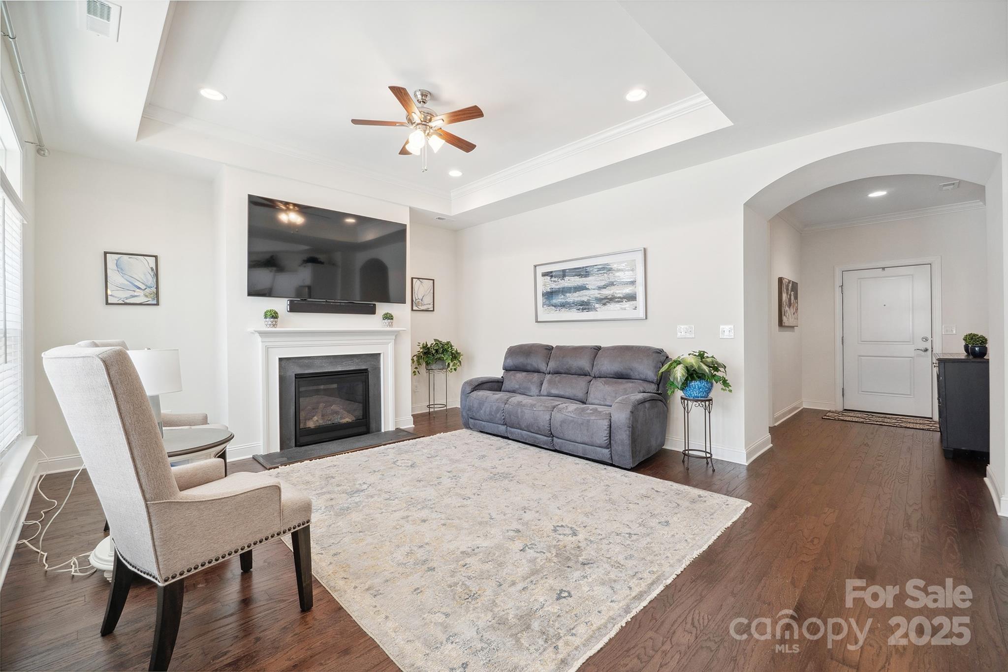16112 Lakeside Loop Lane