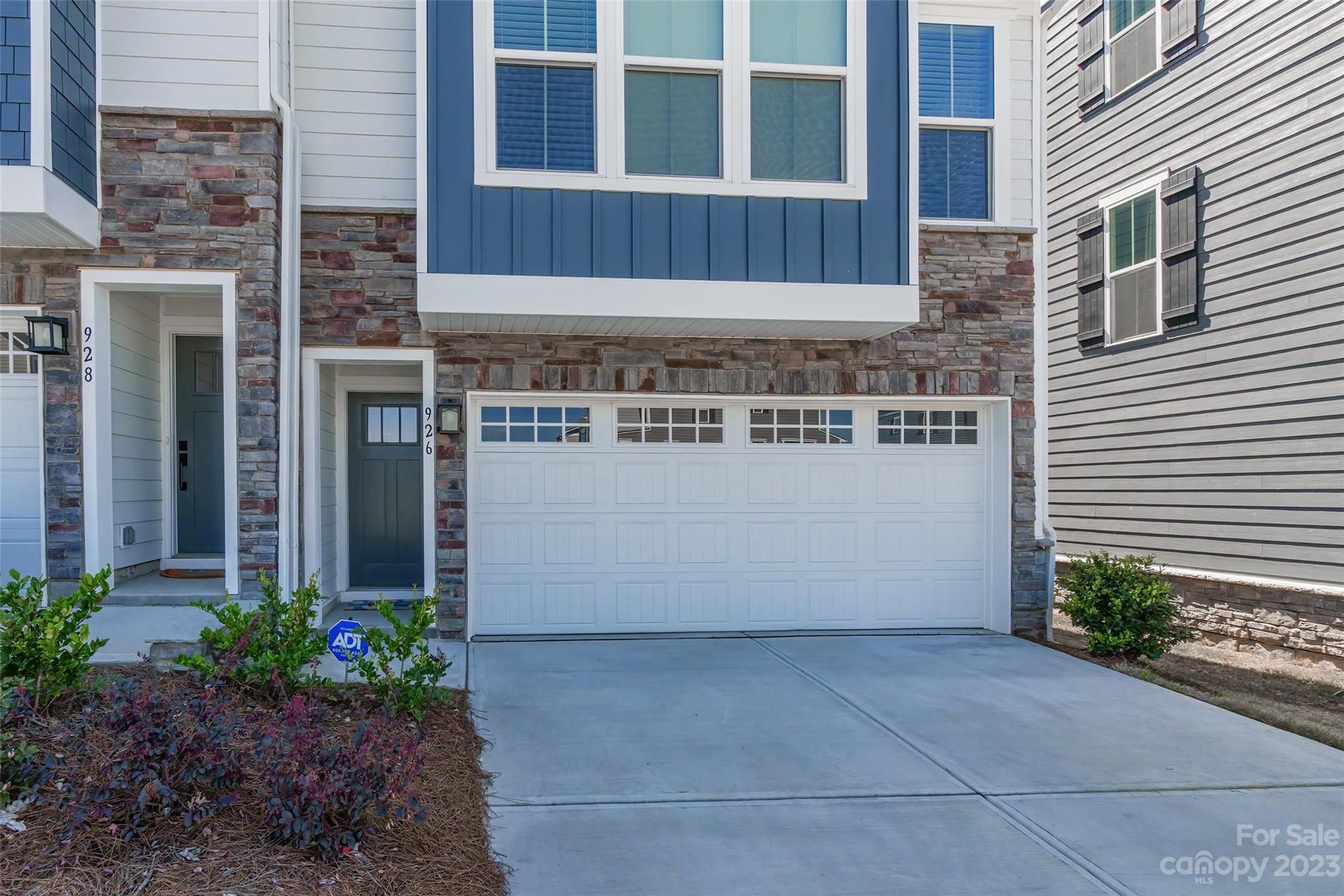 Trinity Townes - Residential