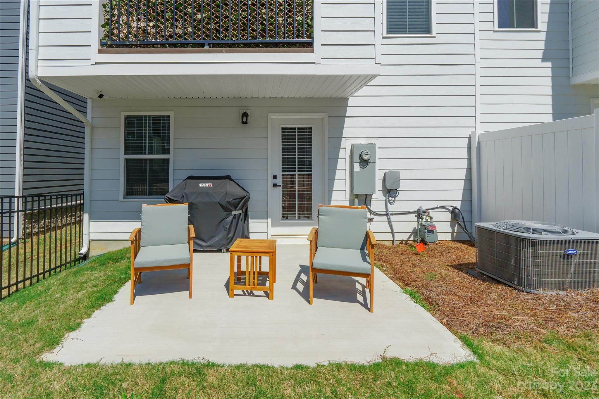 Trinity Townes - Residential