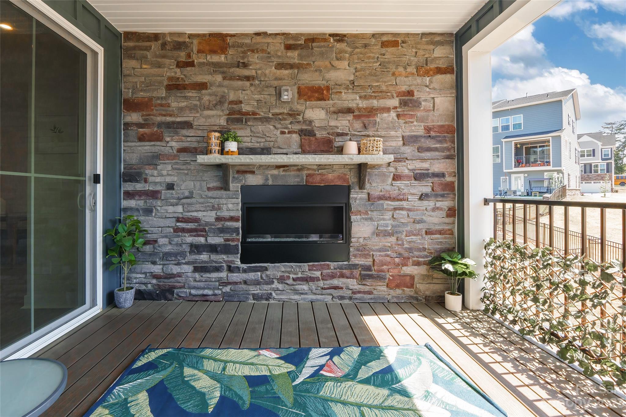 Trinity Townes - Residential