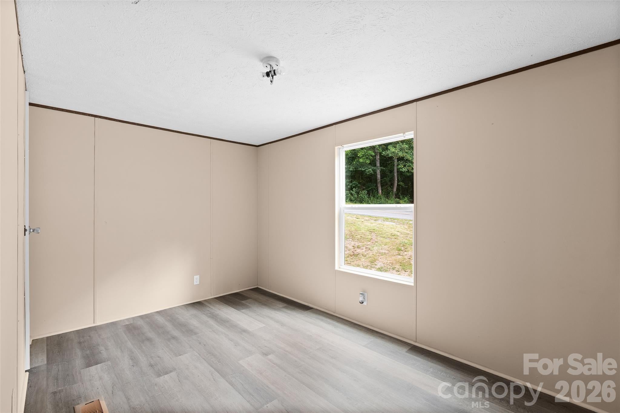 5540 Sparks Road