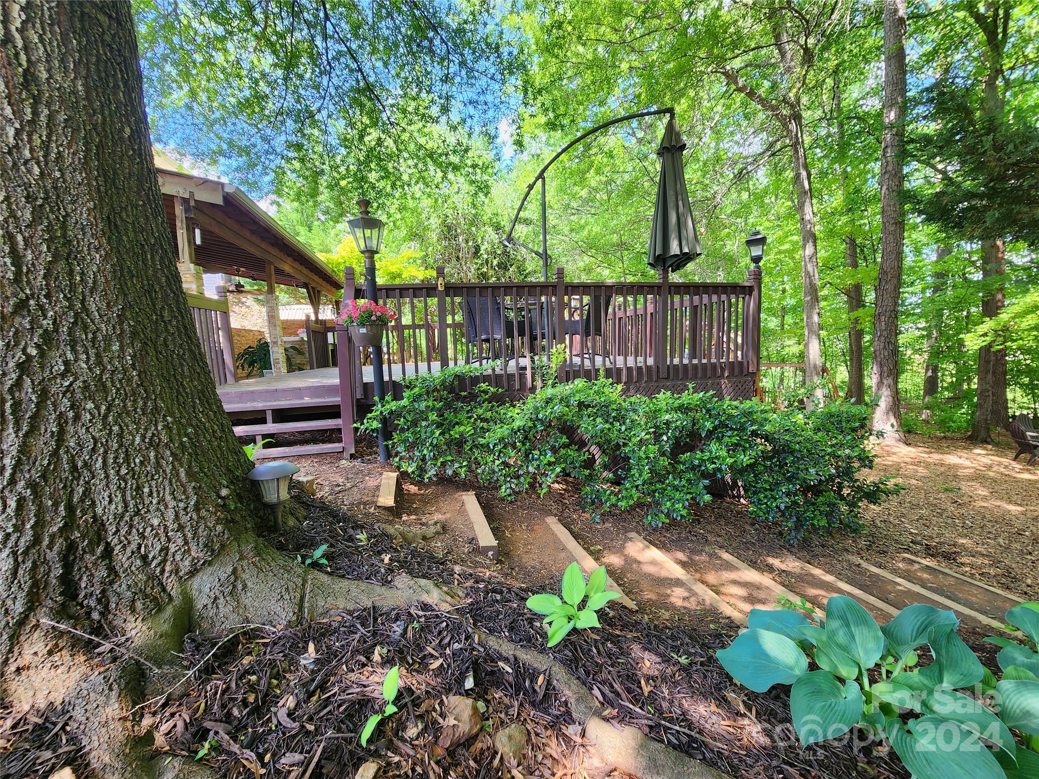 English Trails - Residential