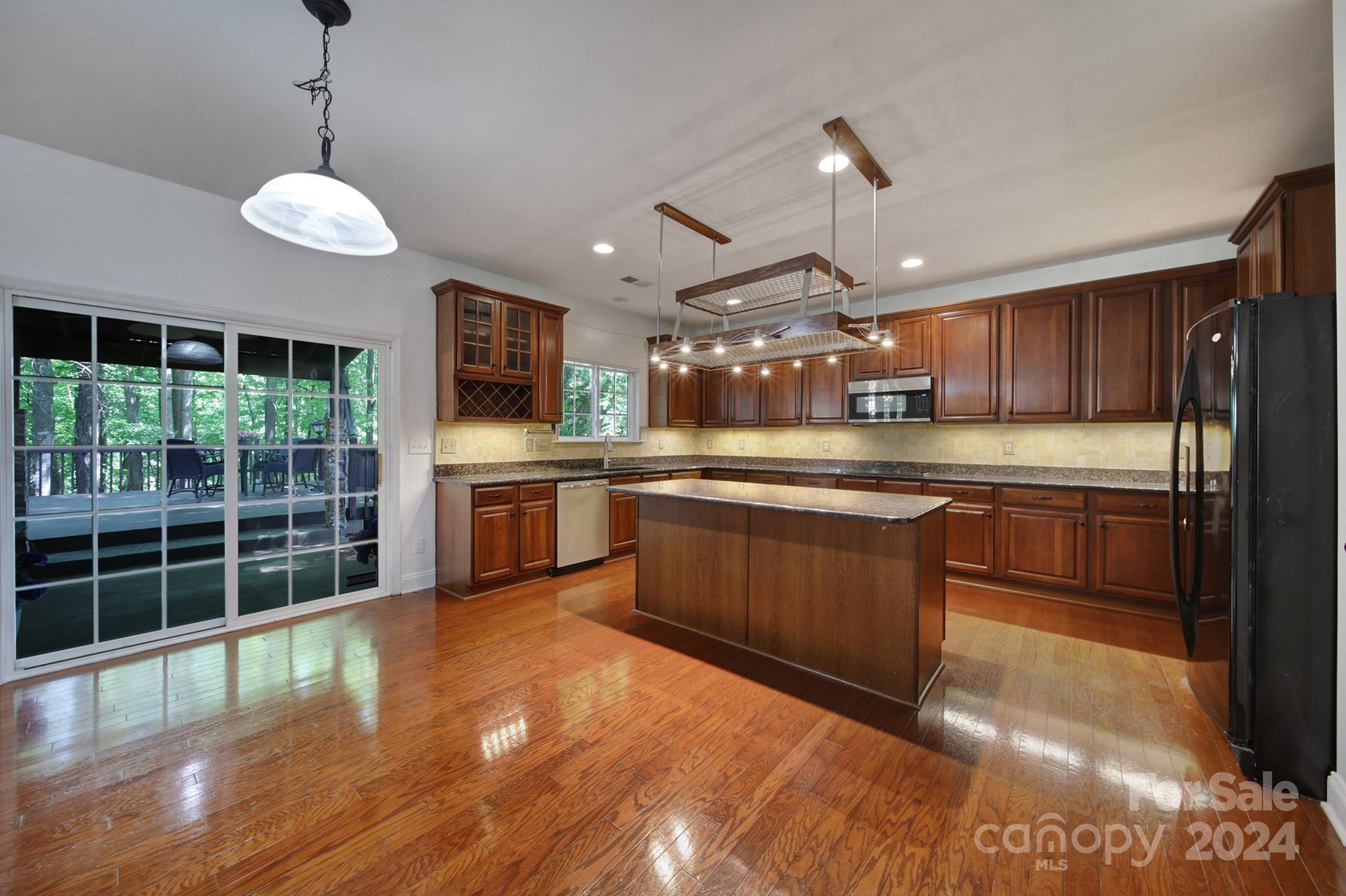 English Trails - Residential