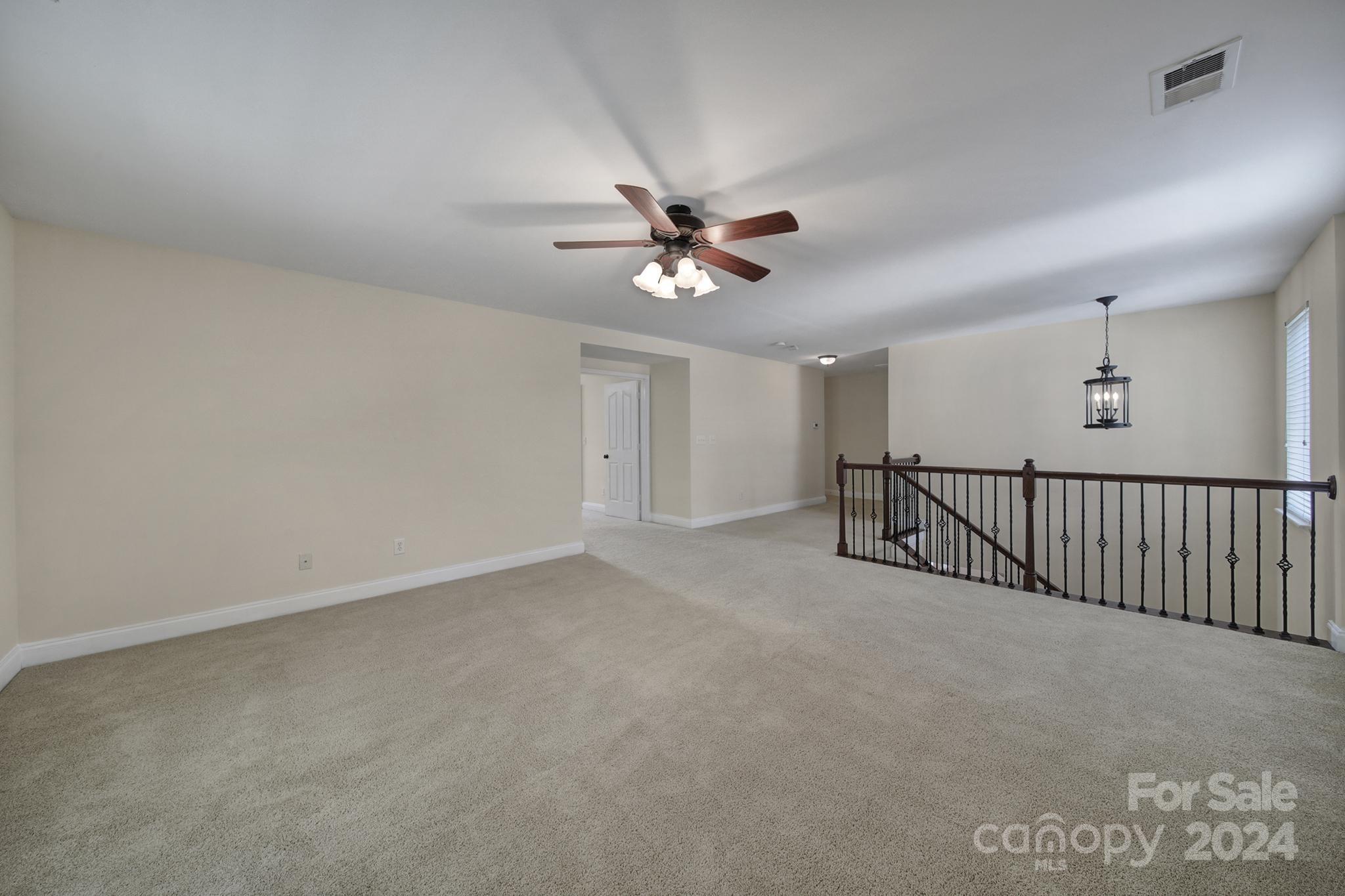 English Trails - Residential