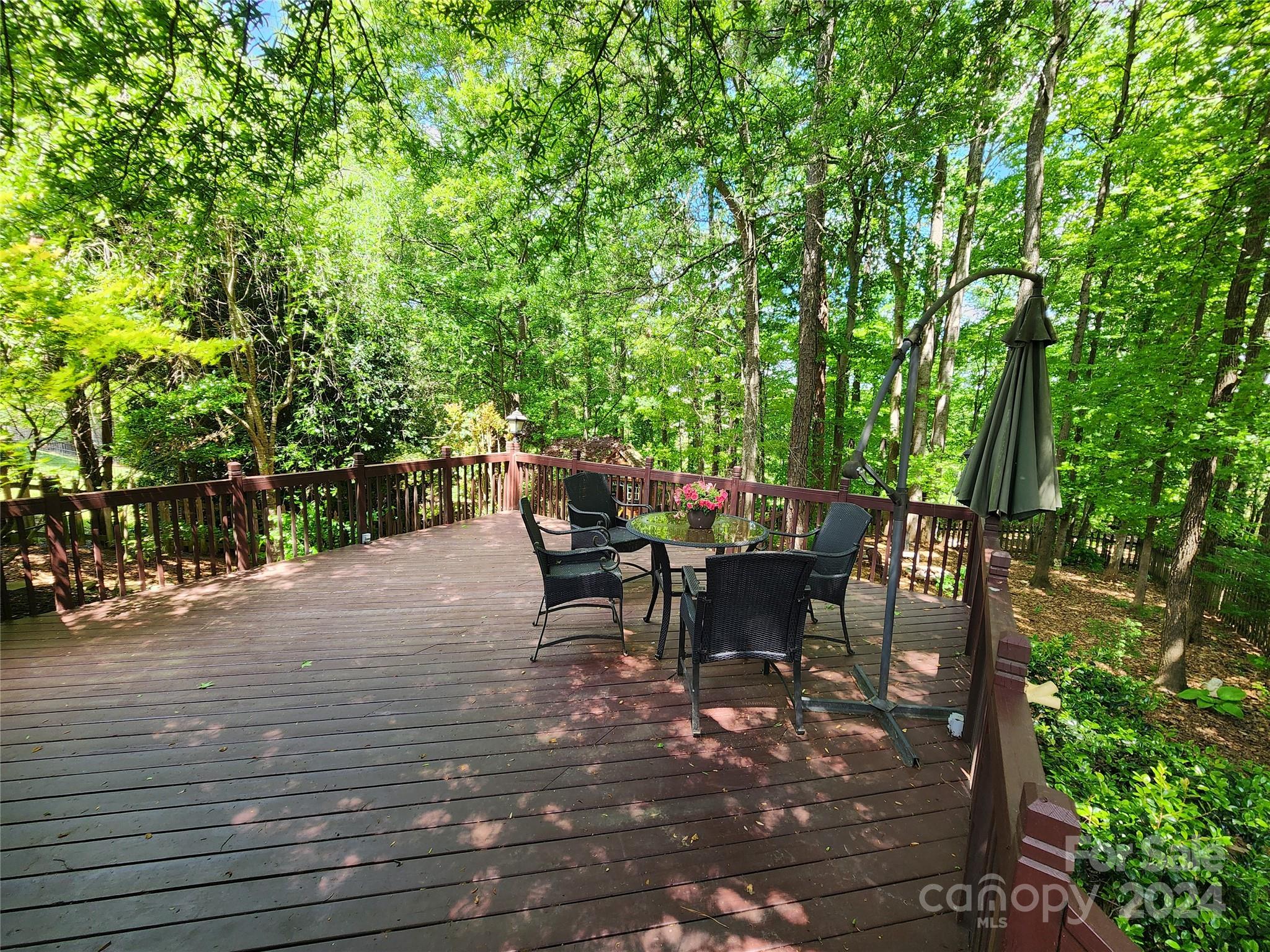 English Trails - Residential