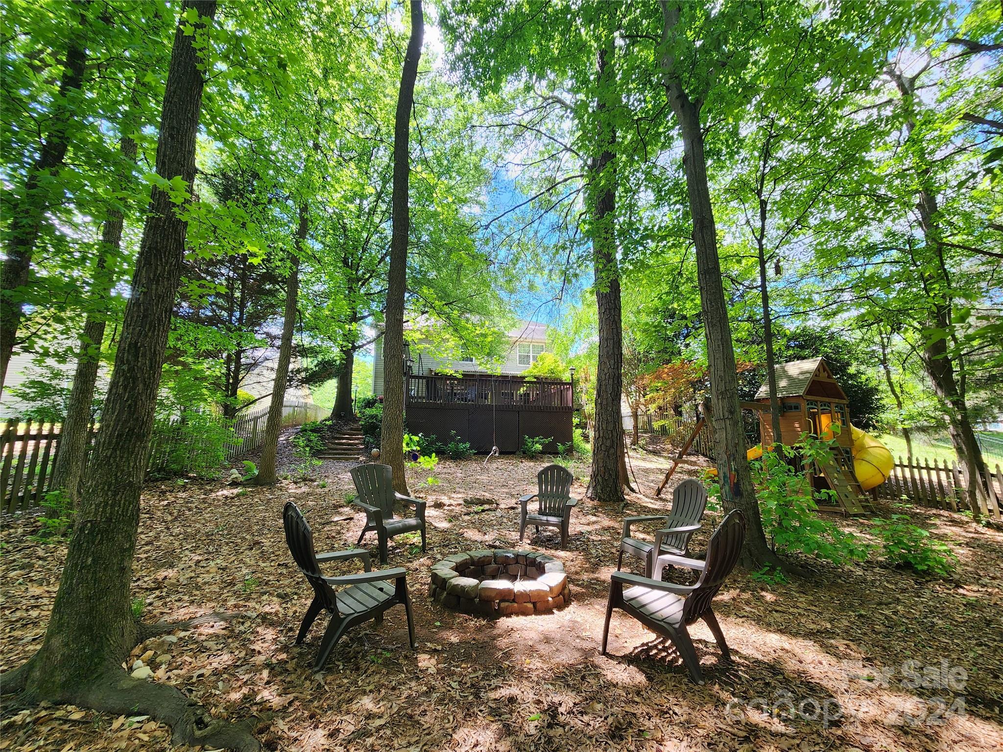 English Trails - Residential